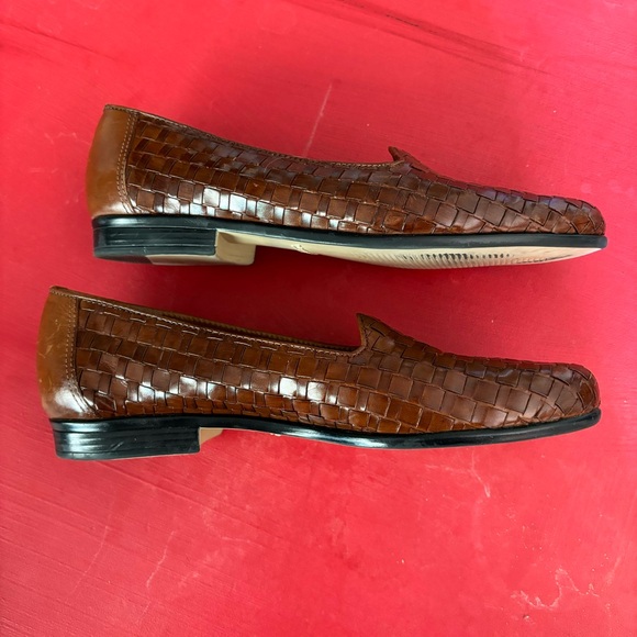 Trotters shoes, size 6N,  great condition, very nice for dress or casual. - Picture 8 of 12